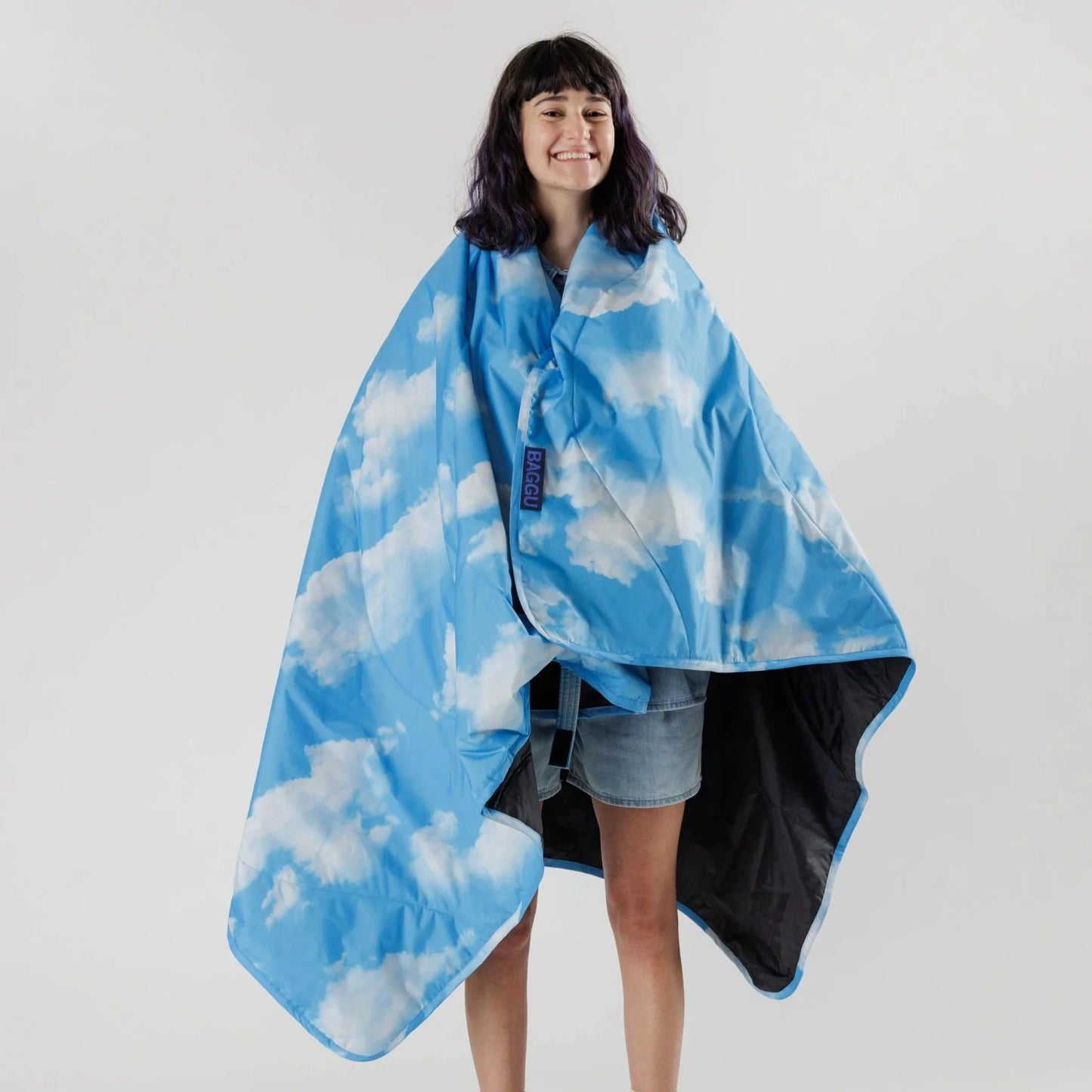 Puffy Picnic Blanket – Clouds